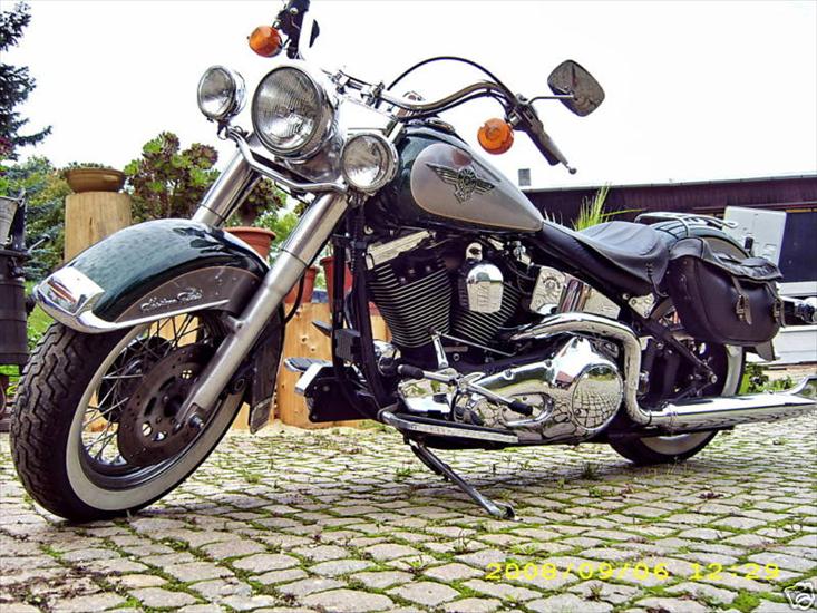 Harley - Harley Davidson Heritage Softail 2.jpg