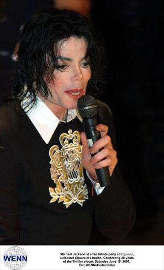 Michael Jackson -Zdjęcia - 1248773323.jpg