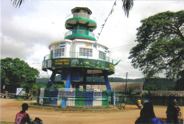 Sierra Leone - Kenema_clock_tower.jpg