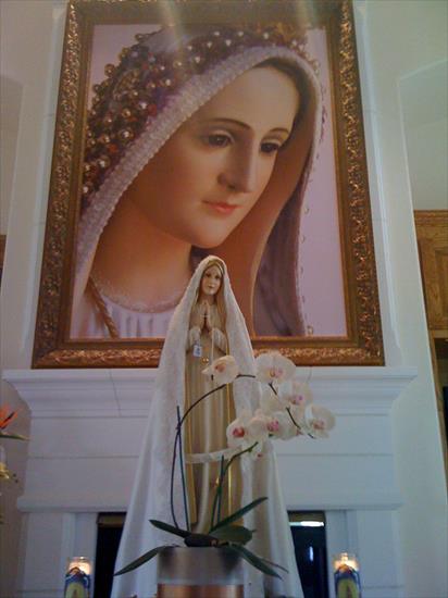 Zdjęcia Figury Matki Bożej Fatimskiej - 3674132754_5ac36cb516_b.jpg