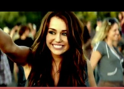 Miley Cyrus - 502.jpg
