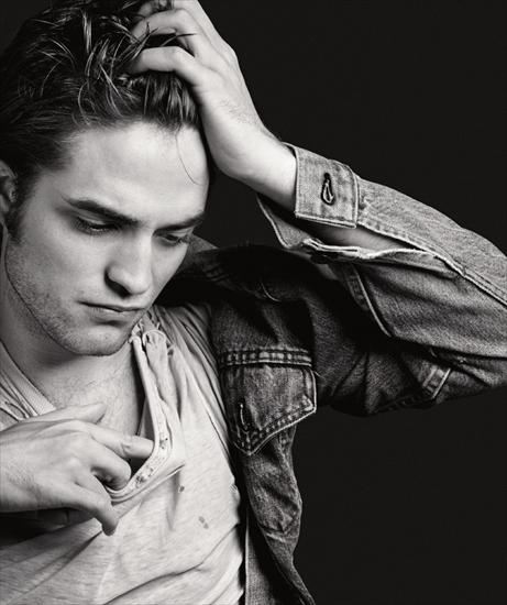 Robert Pattinson - twilightxchange-rp-0302.jpg