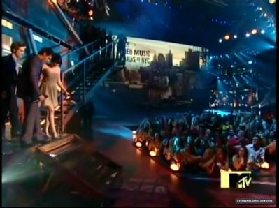 MTV Video Music Awards - Show  2009 - normal_normal_006130.jpg