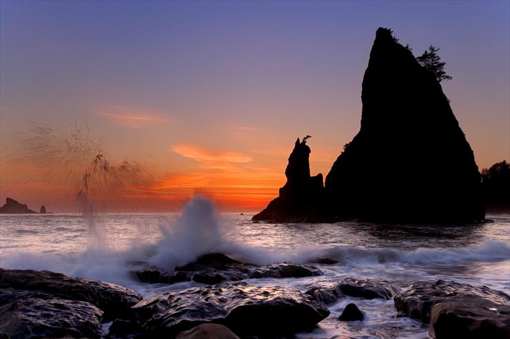 Taki jest świat - Rialto Beach at Sunset, Olympic National Park, Washington.jpg