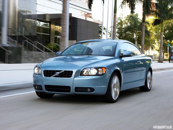 03 - volvo_c70_2005_02_s.jpg