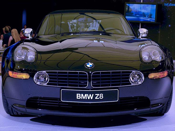 Samochody i Motory - BMW Seria 8.jpg