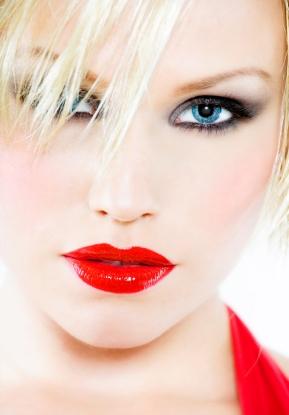 2 - red_lipstick.jpg