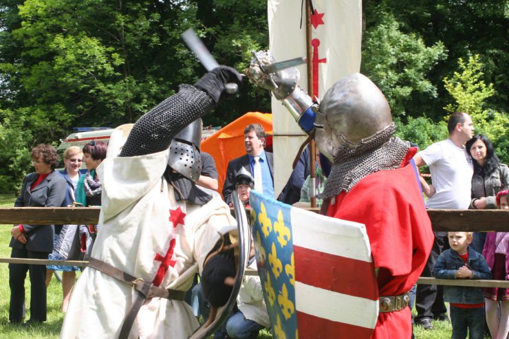 Chrzanów 2013 - 460820_252818631525913_1359023530_o.jpg