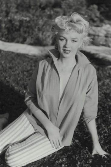 1000 Marilyn Monroe Pictures - 321.jpg