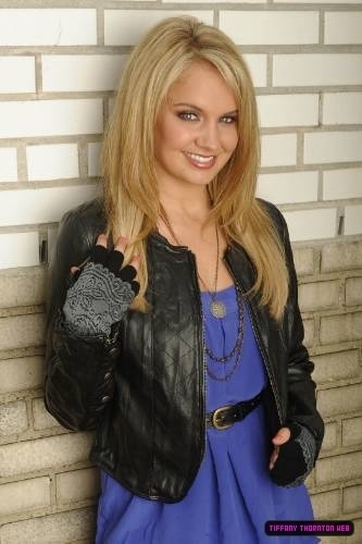 Tiffany Thornton - Tiffany-Thorton-Rock-Star-Look-tiffany-thornton-9523520-333-500.jpg