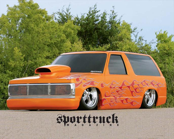 1 - sport_truck_wallpapers_orange_blazer_z.jpg