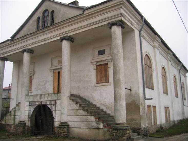 Synagogi - Klimontów - Synagoga.jpg