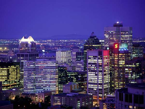 Kanada - City Lights of Montreal, Quebec.jpg