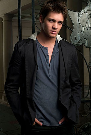 Steven R. McQueen  Jeremy Gilbert - msg-12494171851-3.jpg