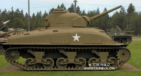 czolgi I i II wojny światowej - M4-Sherman-DSCN0007.jpg