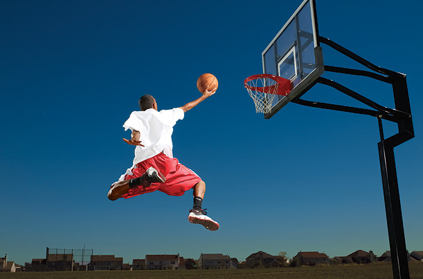 Tomacek_2 - basketball-dunk.jpg