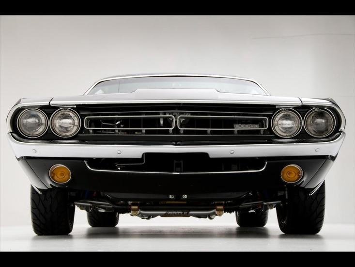 Dodge 71 - 1971-Dodge-Challenger-RT-Muscle-Car-By-Modern-Muscle-Front-1920x1440.jpg