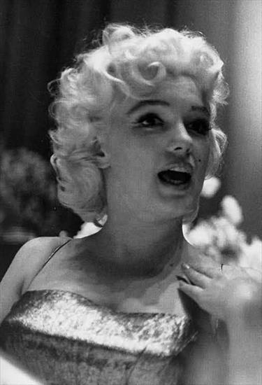 1000 Marilyn Monroe Pictures - 327.jpg